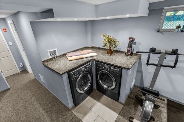 Fitness Equipment, Interior, Recessed Lighting, Washer