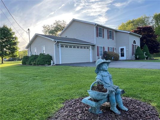 Attached, Backyard, Exterior, Facade, Farmhouse