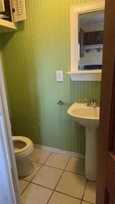 Bathroom, Interior