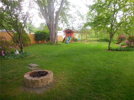 Backyard, Exterior, Playground