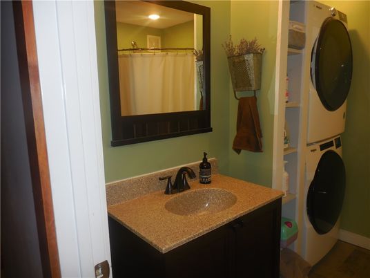 Bathroom, Interior, Recessed Lighting, Washer
