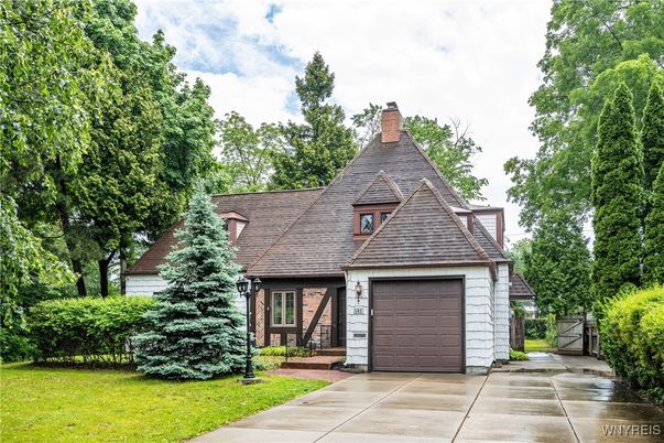 Attached, Exterior, Facade, Brick Facade, Tudor Revival
