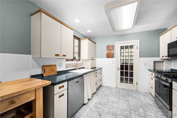 Interior, Kitchen, Recessed Lighting