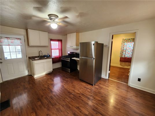 Interior, Kitchen, Wood Texture Flooring