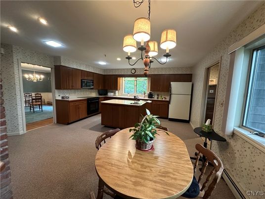 Chandelier, Dining room, Interior, Kitchen, Recessed Lighting