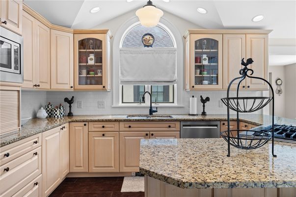 Interior, Kitchen, Pendant Lights, Recessed Lighting