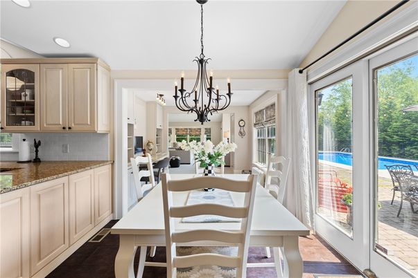 Chandelier, Dining room, Interior, Kitchen, Recessed Lighting