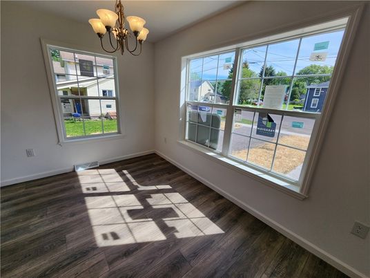 Chandelier, Empty room, Interior, Wood Texture Flooring