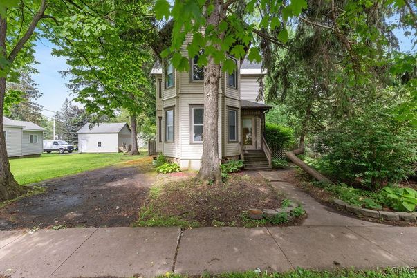 Detached Garage, Exterior, Facade, Queen Anne Victorian