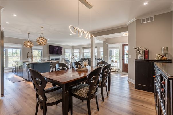 Dining room, Interior, Kitchen, Pendant Lights, Recessed Lighting, Wood Texture Flooring