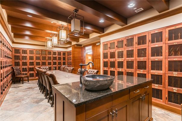 Interior, Pendant Lights, Recessed Lighting, Wooden Beams