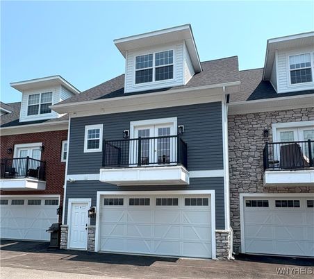 Attached, Exterior, Facade, Brick Facade, Rowhouse
