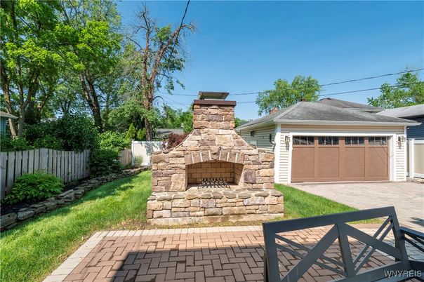 Exterior, Fireplace