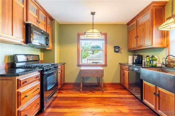 Interior, Kitchen, Pendant Lights, Wood Texture Flooring