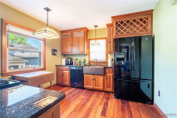 Interior, Kitchen, Pendant Lights, Wood Texture Flooring