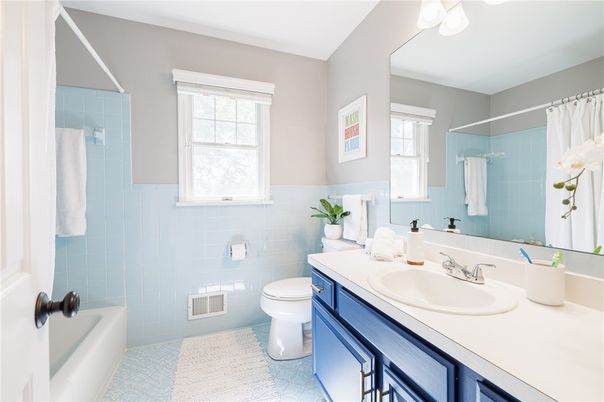 Bathroom, Interior