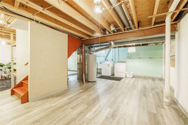 Interior, Washer, Wooden Beams, Wooden Ceilings, Wood Texture Flooring