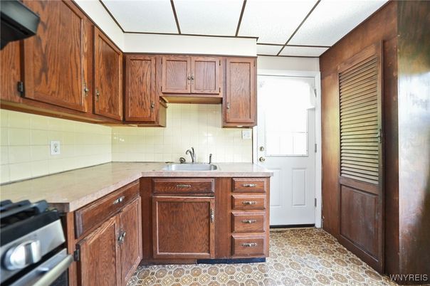 Interior, Kitchen, Tile Countertops
