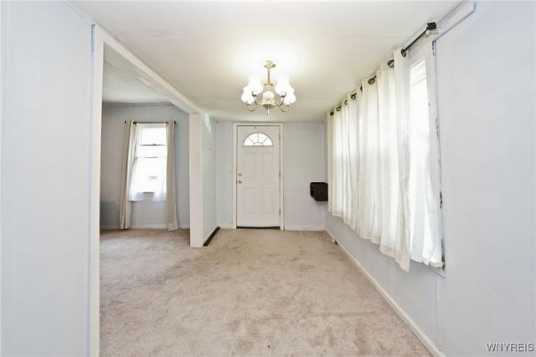 Chandelier, Empty room, Interior