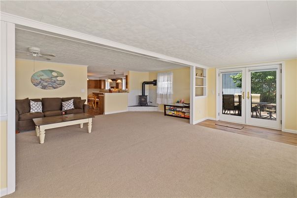 Interior, Kitchen, Living room, Pendant Lights, Wood Texture Flooring