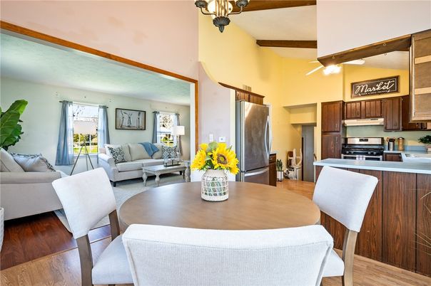 Dining room, Interior, Kitchen, Living room, Stainless Steel Appliances, Wooden Beams, Wood Texture Flooring