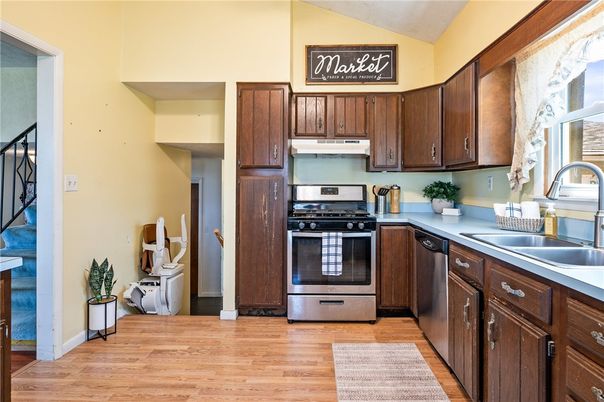 Interior, Kitchen, Wood Texture Flooring