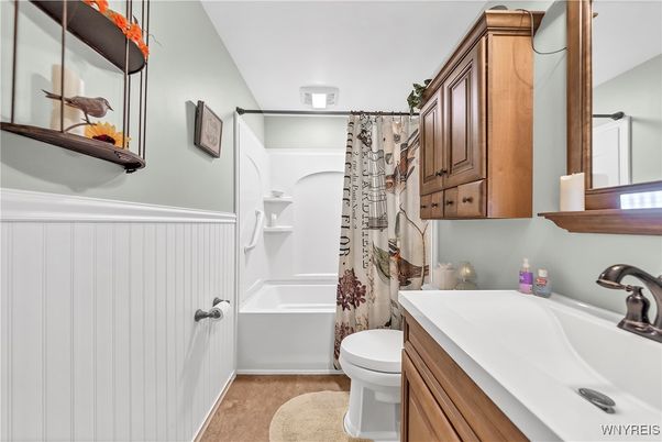 Bathroom, Interior