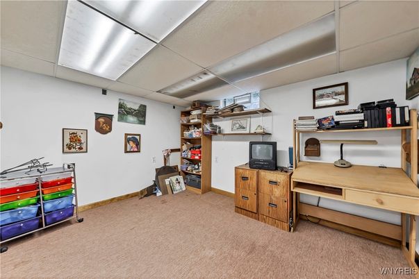 Home Office, Interior