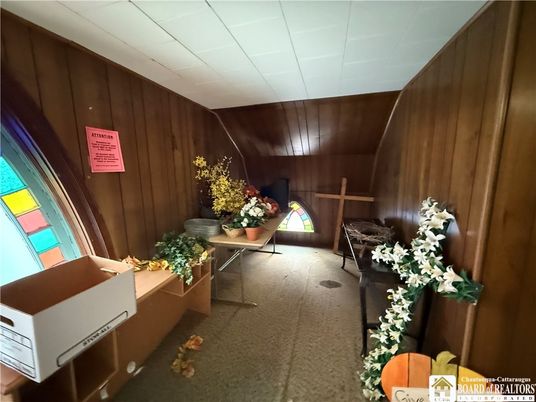 Interior, Wooden Walls