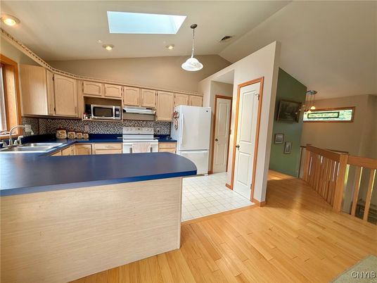 Interior, Kitchen, Pendant Lights, Recessed Lighting, Wood Texture Flooring
