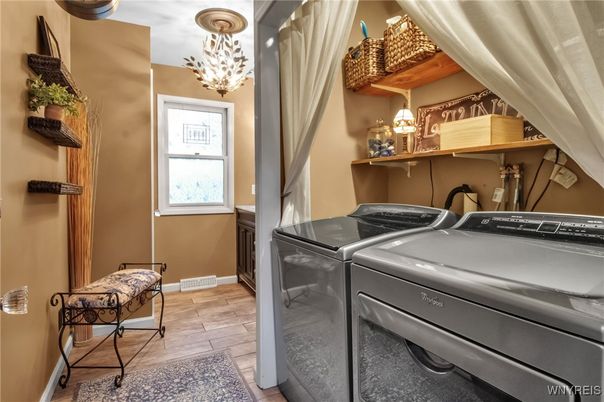 Chandelier, Interior, Washer