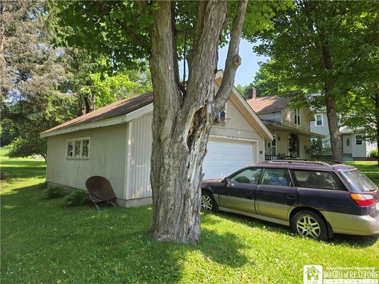 Detached Garage, Exterior