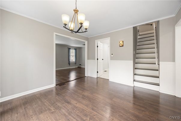 Empty room, Interior, Pendant Lights, Wood Texture Flooring
