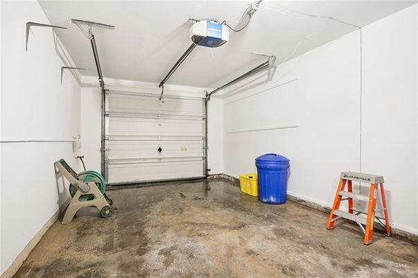 Garage, Interior