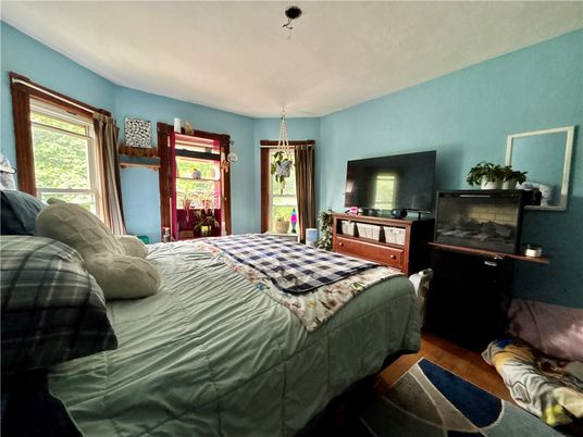 Bedroom, Interior, Pendant Lights, Wood Texture Flooring