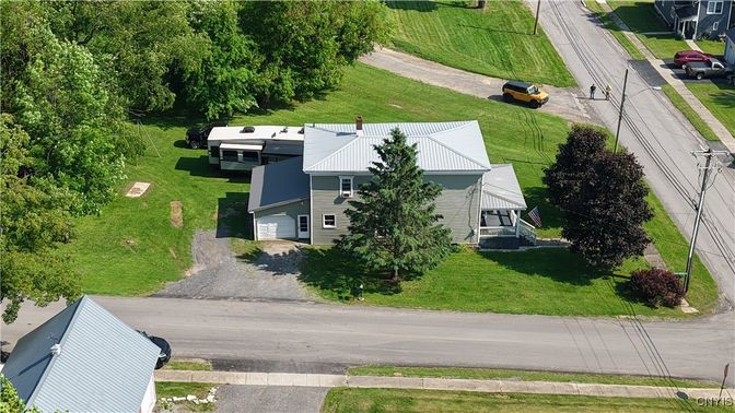 Exterior, Drone