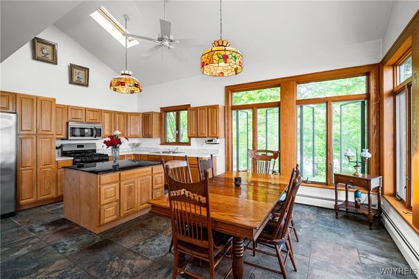 Dining room, Interior, Kitchen, Pendant Lights, Stainless Steel Appliances