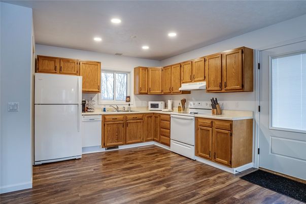 Interior, Kitchen, Recessed Lighting, Wood Texture Flooring