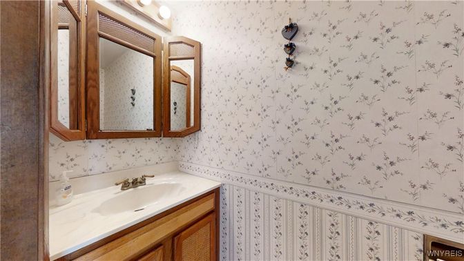 Bathroom, Interior