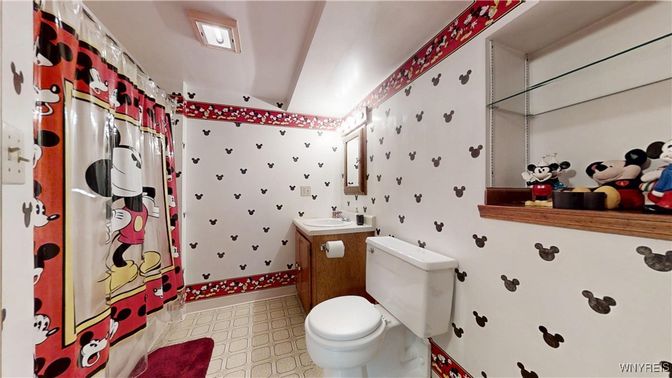 Bathroom, Interior