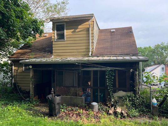 Exterior, Facade, None