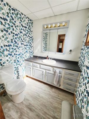Bathroom, Dual Sink Vanities, Interior, Wood Texture Flooring
