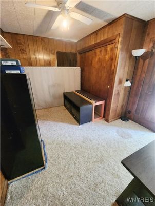 Interior, Wooden Walls