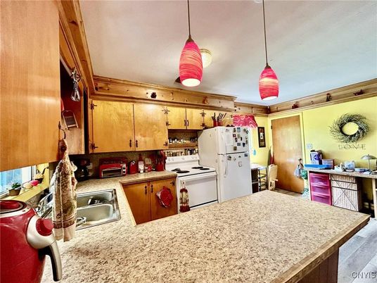 Interior, Kitchen, Pendant Lights