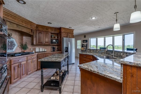 Interior, Kitchen, Pendant Lights, Recessed Lighting