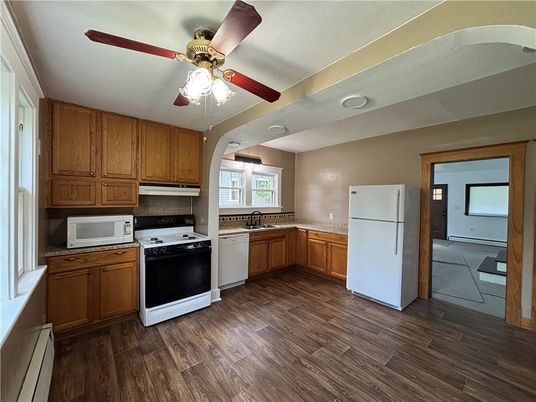 Interior, Kitchen, Wood Texture Flooring
