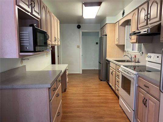 Interior, Kitchen, Wood Texture Flooring
