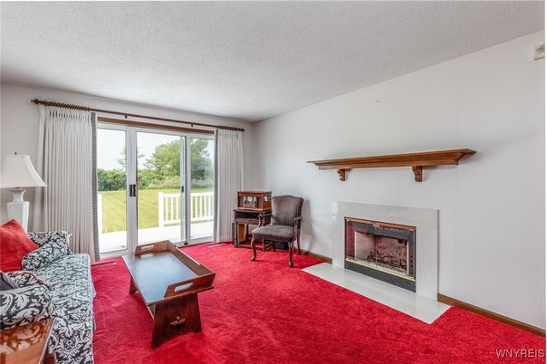 Fireplace, Game Room, Interior