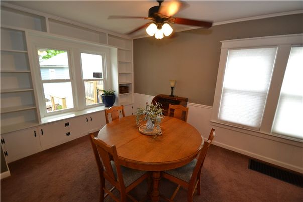 Dining room, Interior