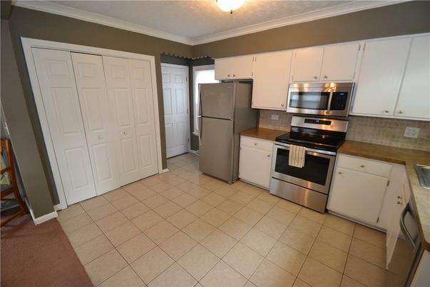 Interior, Kitchen, Stainless Steel Appliances